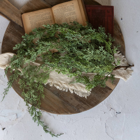 30" SOFT TOUCH WEEPING CEDAR HANGING BUSH