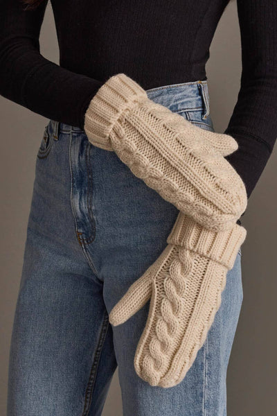 Cream Cable Mittens
